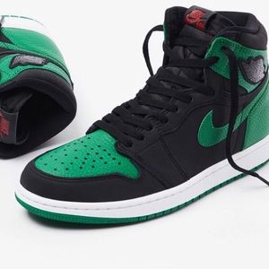 Air Jordan 1 Pine Green OG